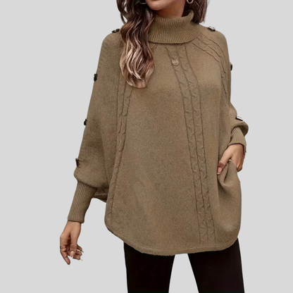 Poncho de Cuello Vuelto con Trenzas