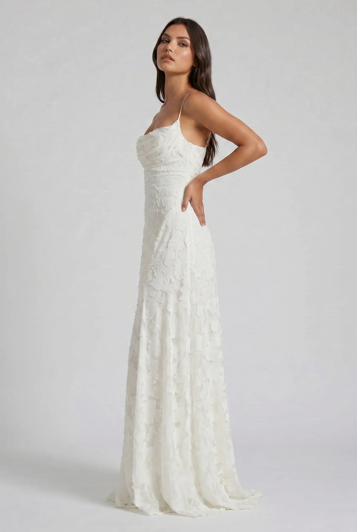 Louise | Vestido Maxi de Encaje Floral