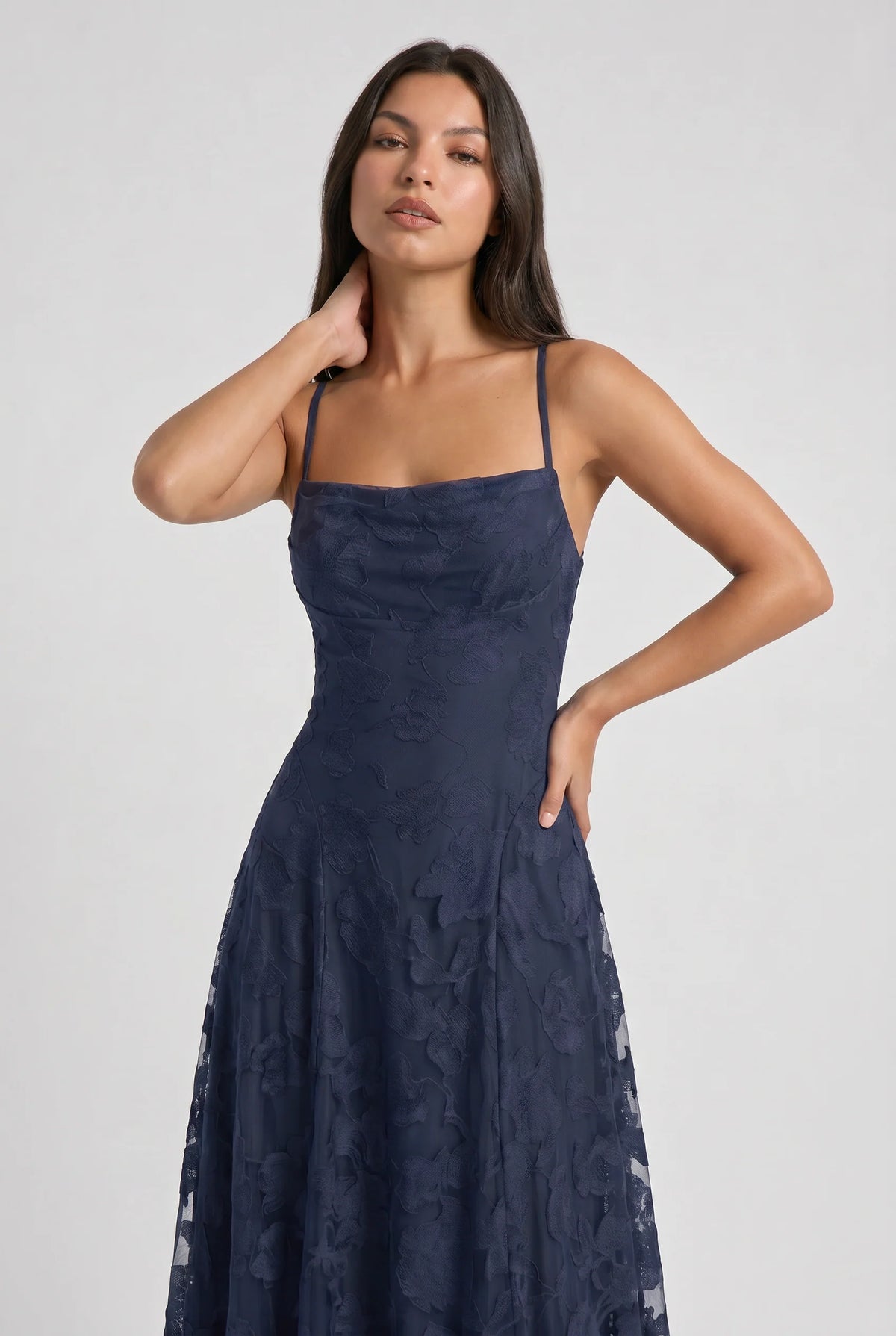 Louise | Vestido Maxi de Encaje Floral