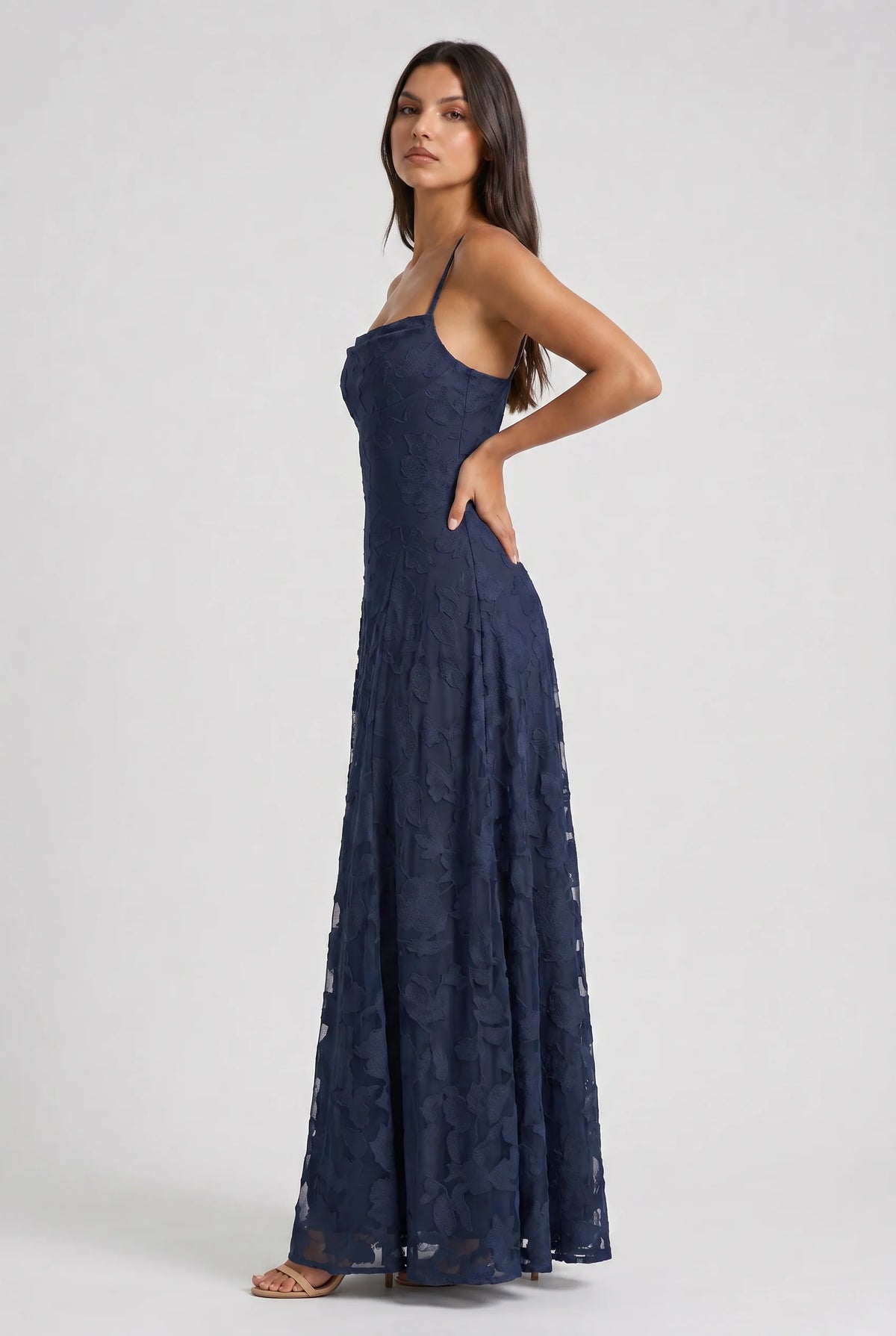 Louise | Vestido Maxi de Encaje Floral