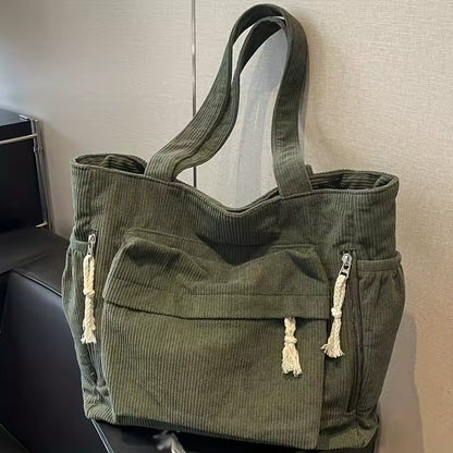 Valentina | Bolso de Pana con Múltiples Bolsillos
